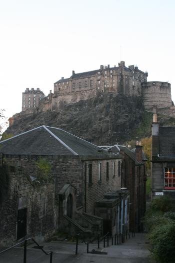 Edinburgh at night 13-11-06